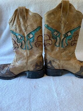 Corral Boots Handcrafted Leather Western Pistol Boots – Women’s Size 7 M